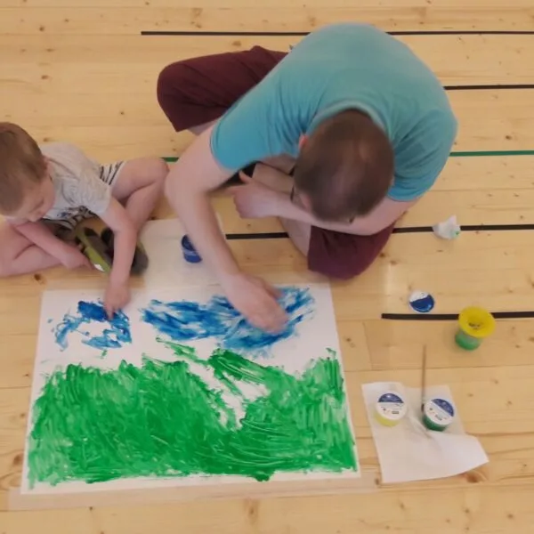 Ateliere de sunet și culoare… 4+ ani